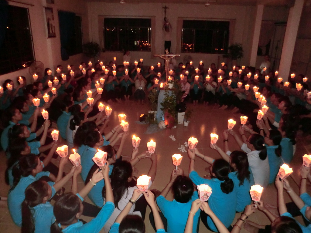 Bước chân đầu đời